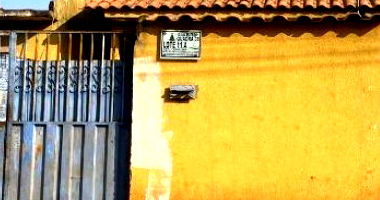 Casa residencial com 0 quartos e 0 banheiros, área construída não informada, imóvel ocupado