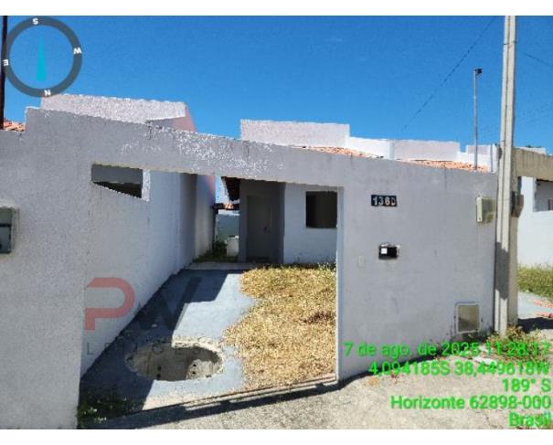 Casa Residencial Hibiscus em Horizonte/CE com 2 quartos