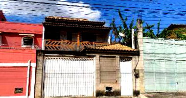 Casa Ocupada com 310m² de Área Construída em Campos dos Goytacazes
