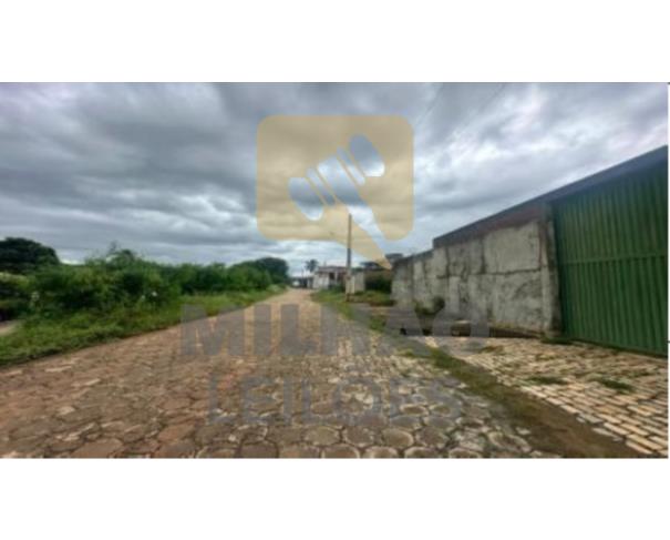 Terreno de 437m² Totalmente Murado em Monte Azul/MG
