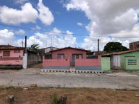 Casa padrão com 2 quartos, 1 banheiro, 1 vaga, 64m² construída, ocupada