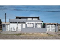 Casa de alto padrão com 264m² em Tramandaí, 1 vaga e IPTU R$1.448,76