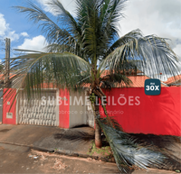 Terreno com Benfeitorias em Ouroeste