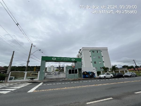Apartamento com 2 Quartos e 1 Vaga em Indaial