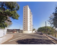 Apartamento com 3 quartos e vaga no Edifício Estoril