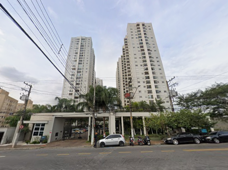 Apartamento 81m² no Independência com 2 vagas de garagem