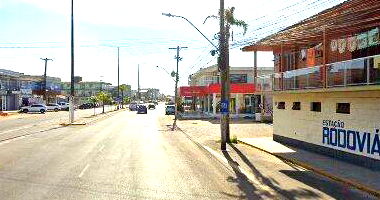 Casa Padrão com 1 Vaga de Garagem em Imbé