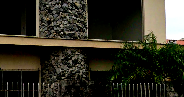 Casa de 2 pavimentos com 296m² de terreno em Itajaí/SC