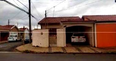 Casa com 2 quartos e terreno de 115m²