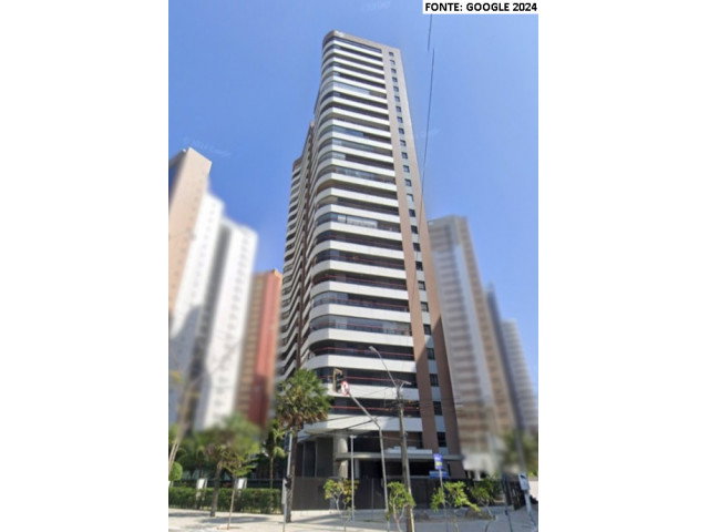 Apartamento Beira-Mar com 225m², 3 Vagas - Praia de Iracema