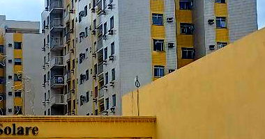 Apartamento aconchegante com 2 quartos, 2 banheiros e 1 vaga
