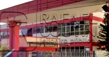 Prédio Empresarial em Nova Iguaçu com Terreno e Construções