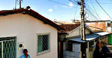 Casa 2 quartos, 2 banheiros, 57.72m² construída, 1 vaga