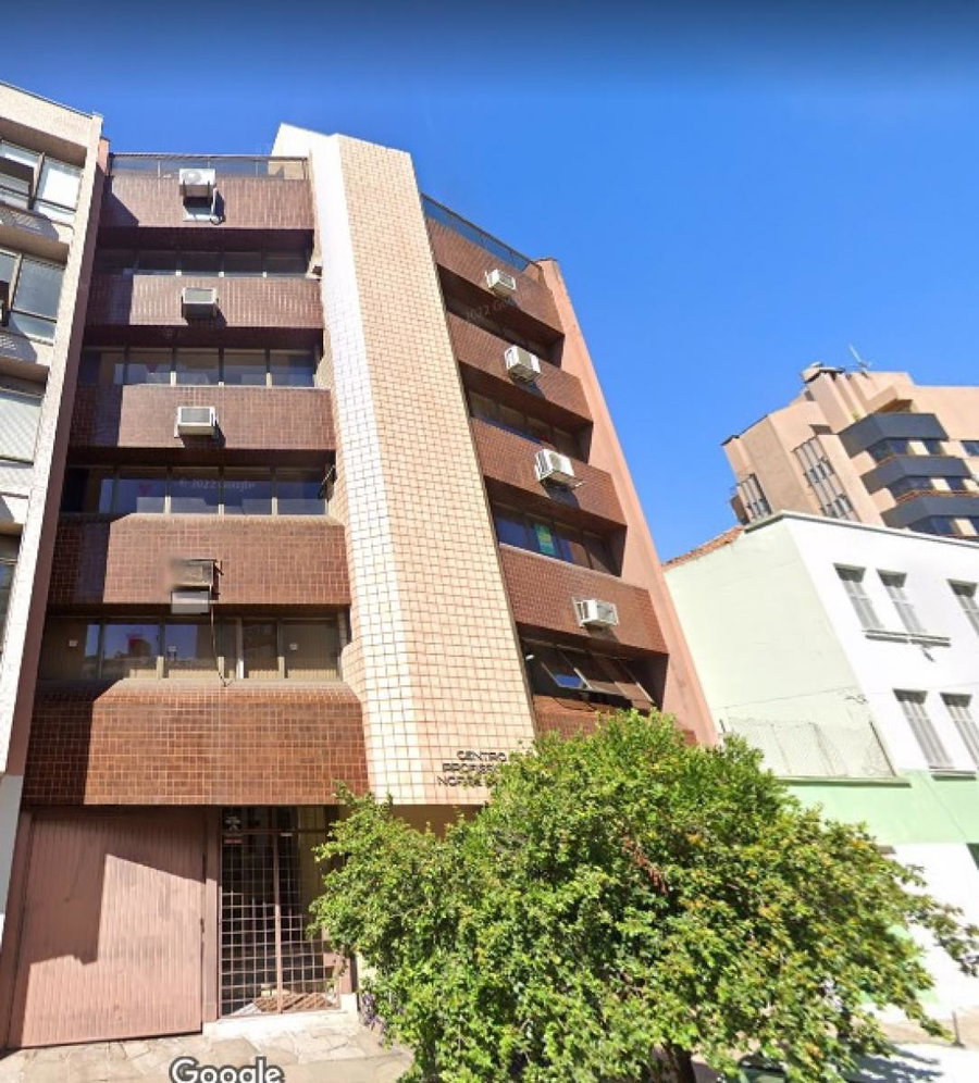 Sala comercial de 73,28m² no Bom Fim, 4º andar, desocupada