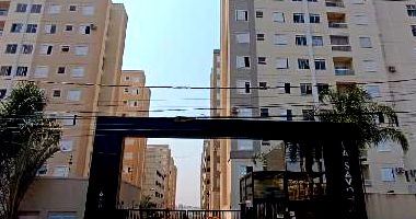 Apartamento com 2 Quartos e 1 Vaga em Londrina