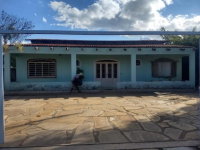 Casa moderna 3 quartos, 4 banheiros, 350m² construída, desocupada
