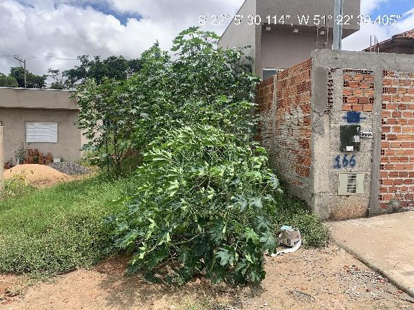 Terreno com 128,72m² em Presidente Prudente, desocupado