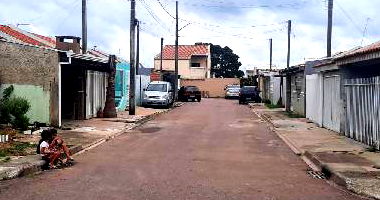 Casa com 2 quartos, 1 banheiro, 1 vaga e 42m² construída