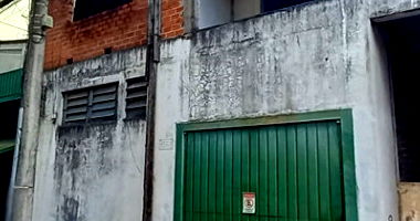 Casa de madeira e Galpão pré-moldado com aprox. 180m² em Santa Maria/RS