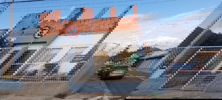 Prédio comercial em construção, 153.72 m²