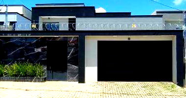 Casa com 3 quartos, 2 banheiros e 171m² construída, ocupada