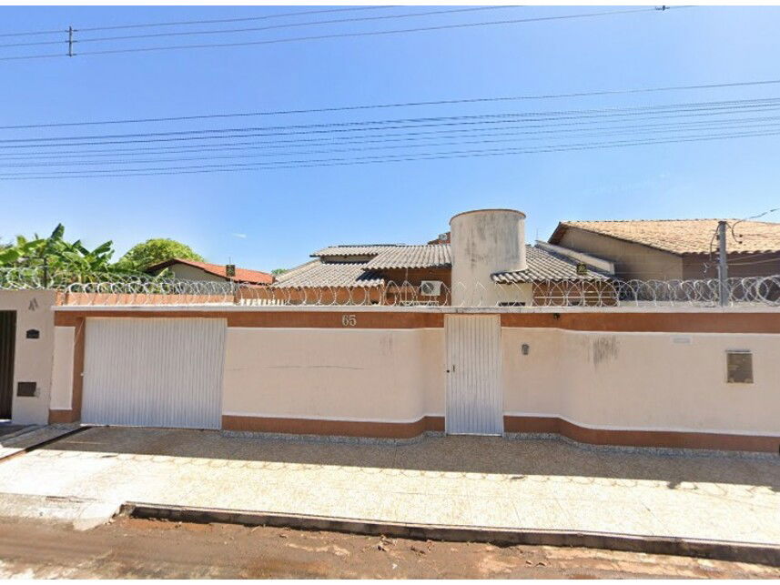 Casa Ocupada com 3 Quartos e 2 Banheiros em Unaí/MG