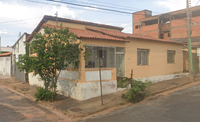 Casa com 132,70 m² no Centro de Itaú de Minas