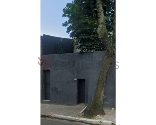 Prédio residencial com 4 quartos, 2 banheiros e 100m² construídos