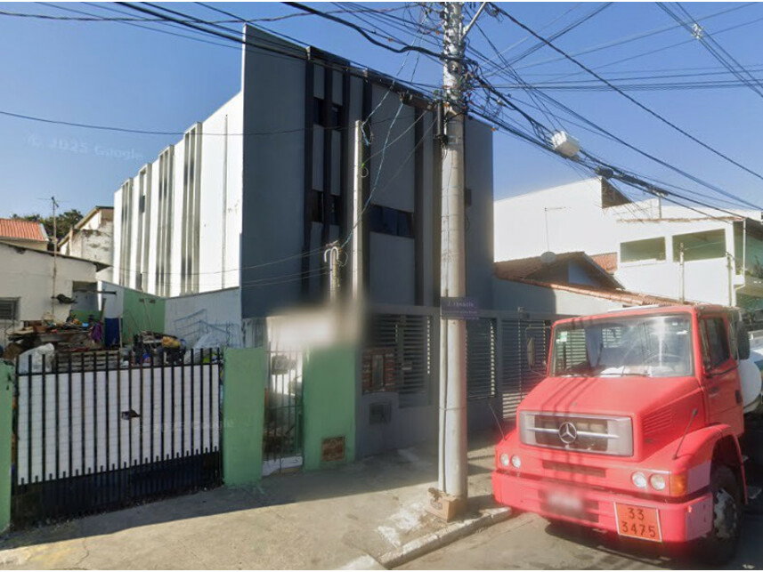 Prédio Comercial com 193m² de Área Construída