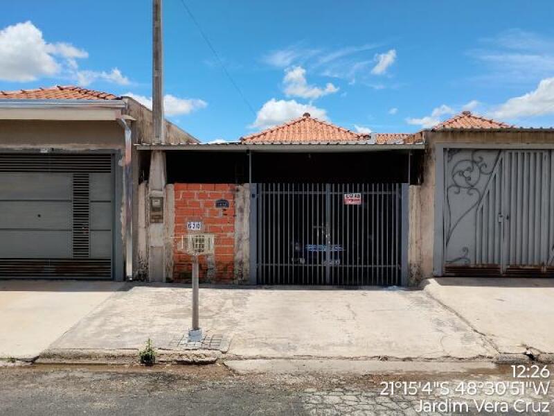 Casa com 2 Quartos e 53m² em Monte Alto/SP
