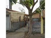 Casa com 2 quartos, 1 banheiro, 61,45m² construída, ocupada