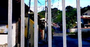 Casa em São Gonçalo com 4 Quartos e Ampla Área