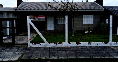 Casa com 96m² em Terreno de 300m² - Jardim Beira Mar