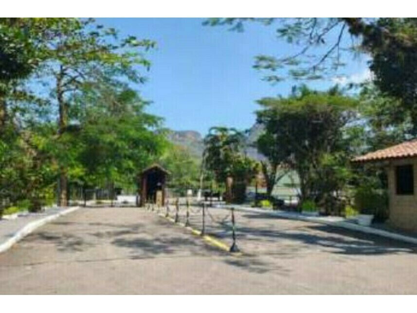 Casa de alto padrão com 563m² em Taquara/RJ - Ocupada