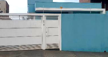 Casa com 67,63m² área total e terreno de 200m²