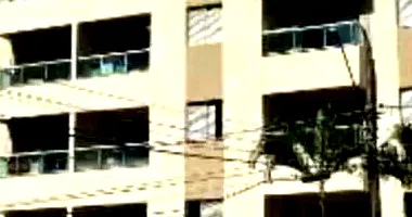 Apartamento com 1 vaga em leilão no Jardim Tres Marias, Guarujá/SP