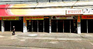 Rampa para alinhamento de veículos, desocupada, área funcional