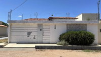 Casa com 3 quartos e 2 banheiros em Picos - PI