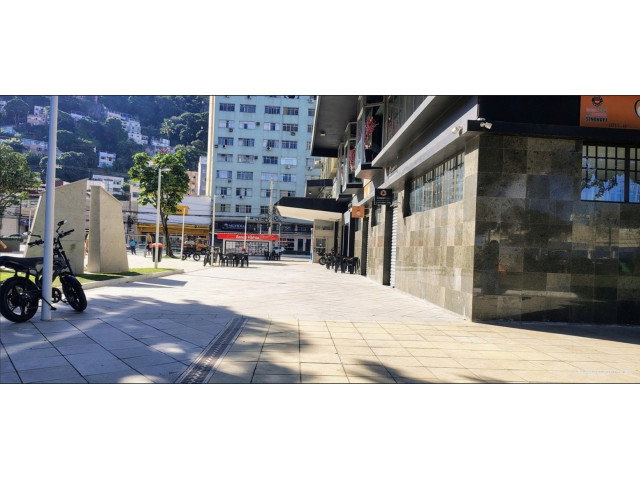 Sala Comercial com Banheiro e Copa em Edifício Jusmar