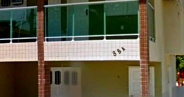 Casa 81m² com 3 quartos, 2 banheiros, varanda e ocupada