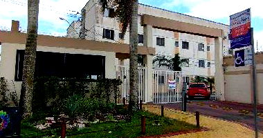 Apartamento com 2 quartos e vaga de garagem