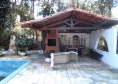 Casa com 332m² em Terreno de 961,70m² no Condomínio Granja Carneiro Vianna