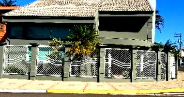 Casa com 420m² e Terreno com 402,62m² em Botucatu/SP