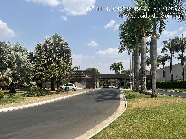 Casa com 4 Quartos e 1 Vaga em Aparecida de Goiânia