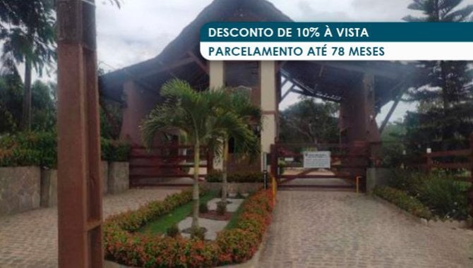 Casa em Condomínio 4 quartos, 3 banheiros, 651m² construída, ocupada
