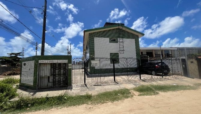 Casa em condomínio com 2 quartos, 1 banheiro e 1 vaga de garagem