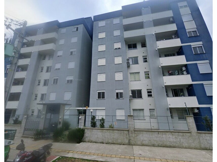 Apartamento com 2 Quartos e 1 Banheiro em Leilão