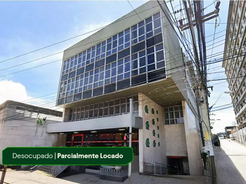 Prédio Comercial desocupado com 5.201m² construídos e 1.020m² de terreno