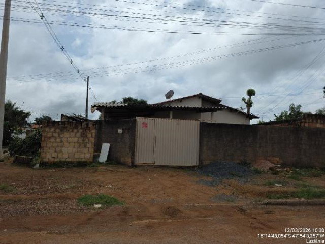 Casa com 2 quartos, 50,43 m², área privativa de 357 m²