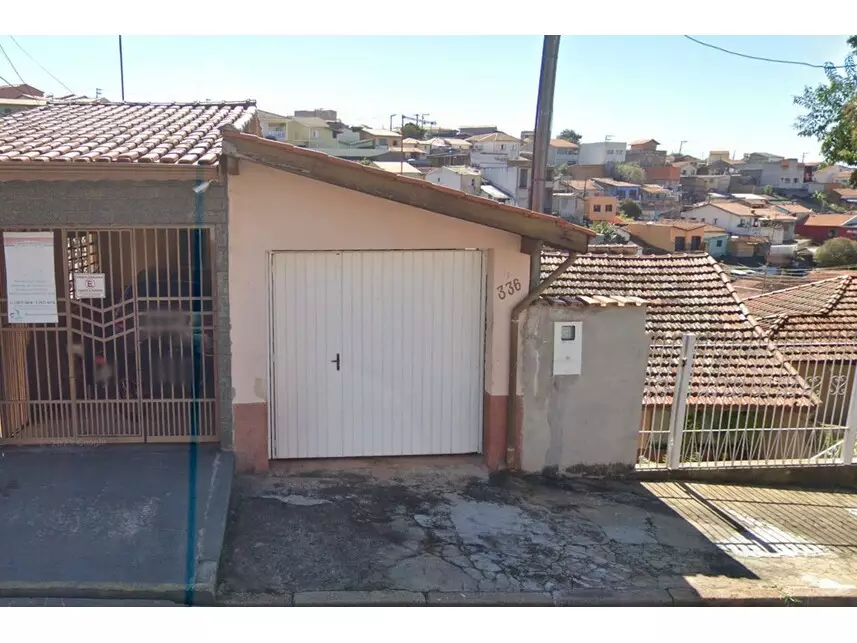Casa em Leilão com 250m² de Terreno em Bragança Paulista